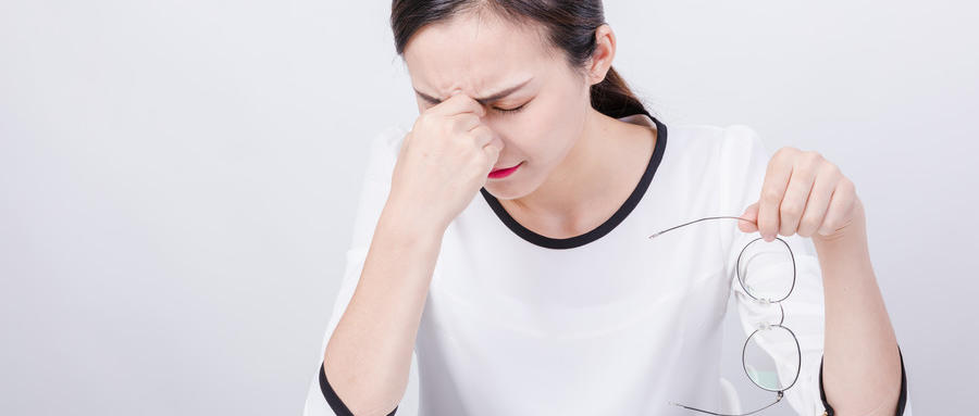 結(jié)膜炎容易與哪些疾病混淆？有哪些并發(fā)癥？